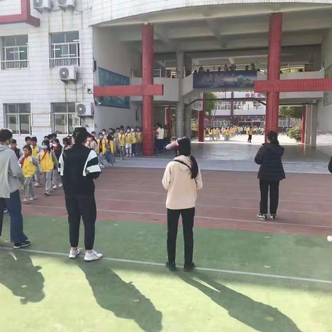 台儿庄区实验小学课间操评比活动