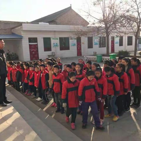 阳光体育活动——义合庄小学开展学校体育特色课间操展示活动