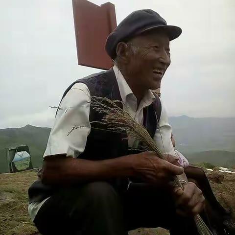 跟着父亲去捡宝