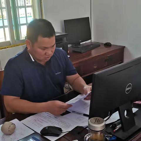 岭尾小学“五.一”假期安全工作会议