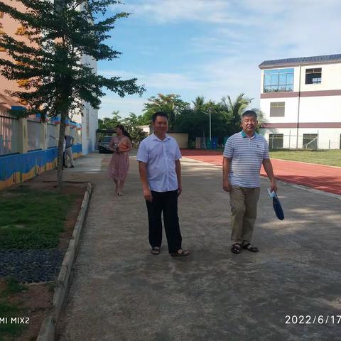 荣邦乡岭尾小学教学常规视导工作简讯