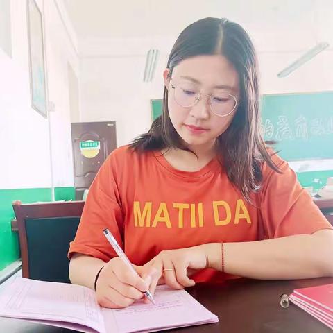 牢记初心使命 爱洒教育沃土——旬邑县职田中学第二届“诚正好老师”候选人付真霞老师