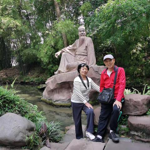 2024年西南漫游 D35眉山市，D36成都市(一） 。