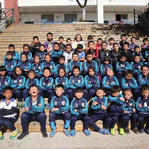 华宁青少年活动中心参加2019年玉溪市第一届青少年俱乐部交流赛