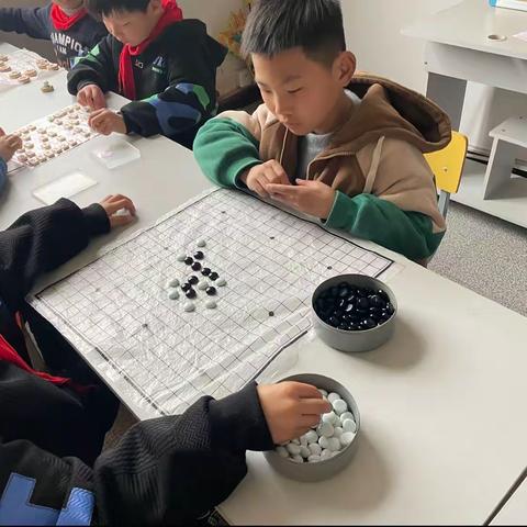 “棋”乐无穷 ，快乐成长