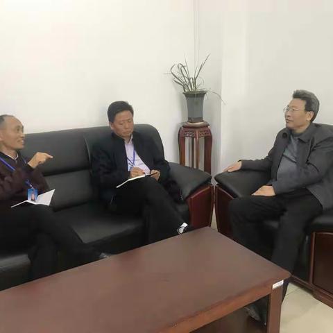 责任督学进校园 砥砺前行促提升 ----区责任督学深入浦口二中进行四月份专项督导