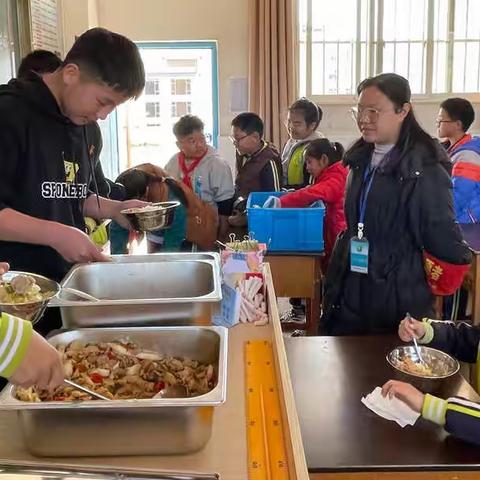 研和南厂小学校园日记·午餐午托初体验