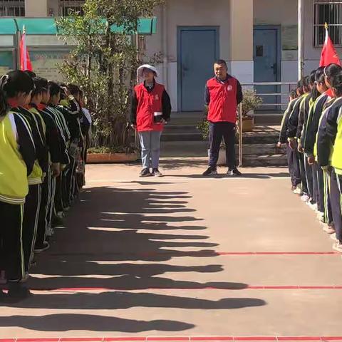 研和南厂小学“3·5”学雷锋志愿服务活动