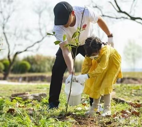 冷水铺中心幼儿园“春木和鸣∙共植美好”亲子认养种植主题活动邀请函