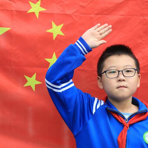 《民族脊梁杨靖宇》，五（2）班     王浩畅