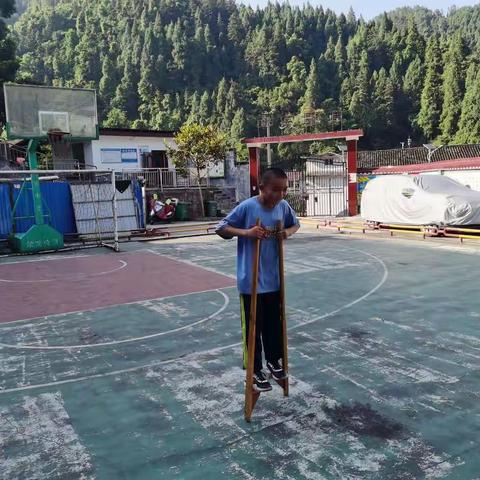 双减政策下，洋溢童心