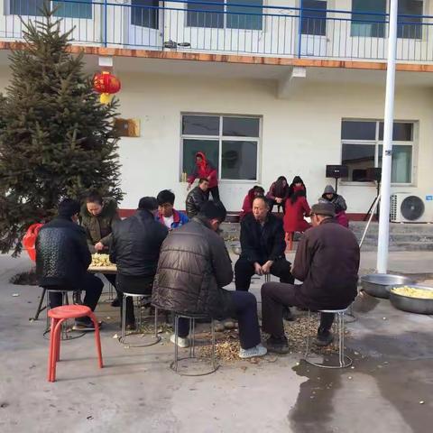 襄垣县夏店镇韩家沟籍父老乡亲回家过年