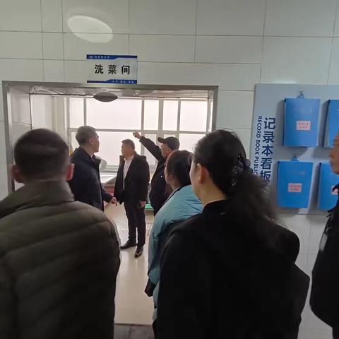 长春多部门深入汽开区 守护校园“食”光