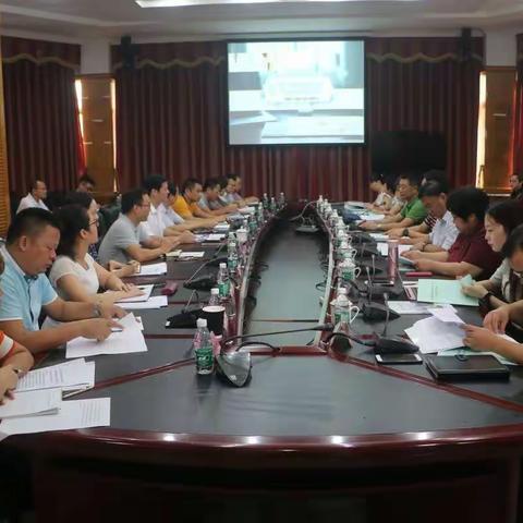 国家卫健委专家组深入琼海调研医共体建设工作