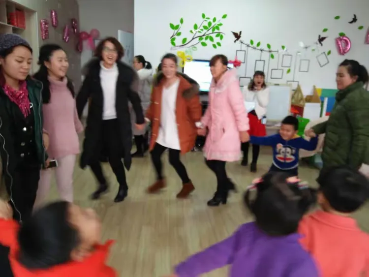 相约庆新年 欢乐齐欢畅