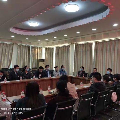 绽放战役青春，坚定制度自信       ——鞍山站前支行积极开展五四主题团日活动