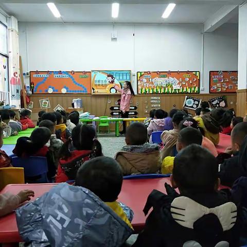 龙井乡第二幼儿园组织开展“远离毒品，警钟在心”安全主题教育活动