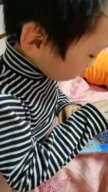 《我爱小黑猫》