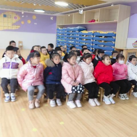 童心助冬奥，一起向未来