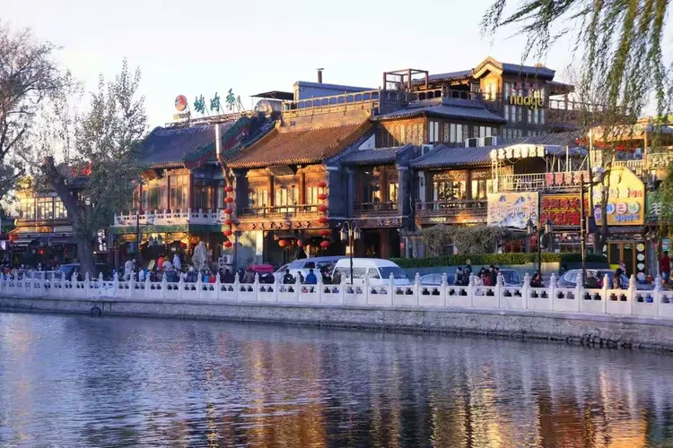 北京后海一角——繁杂里的冬日暖阳