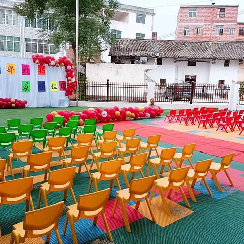 步前新时代幼儿园2021年庆国庆“童声飞扬，乐颂祖国”亲子活动