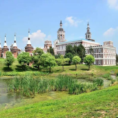 游览“伏尔加庄园”