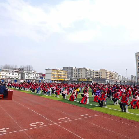 “法治教育”进校园 安全教育促成长——汪桥镇中心小学“法治教育”进校园专题讲座