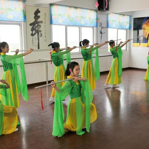 走进孩子的心里，拒绝伤害学生的心灵！