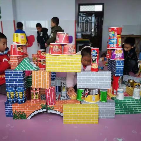 观摩研讨显风采 区域教研助提升——屯字镇中心幼儿园区域游戏研讨活动