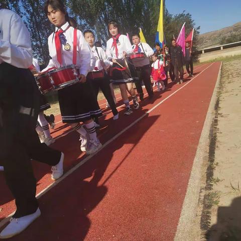 会宁县韩家集镇云台小学                                                      庆 “六一” 活动