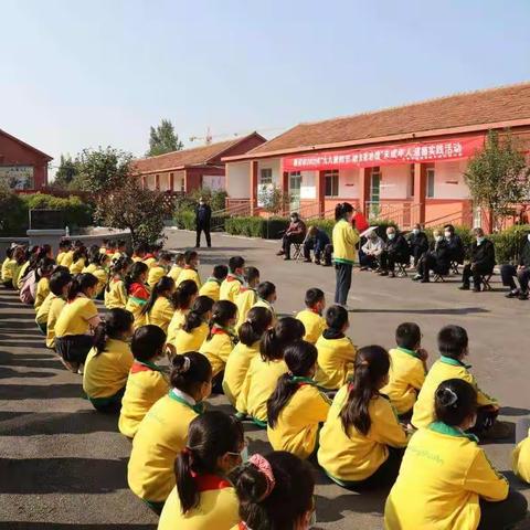 情暖敬老院 爱满重阳节——泰安市实验学校万境水岸小学2021年“九九重阳节 浓浓敬老情”道德实践活动