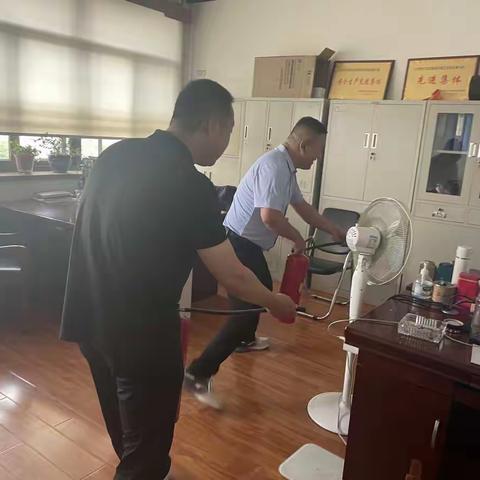 山西物产国际能源有限公司开展消防安全培训及消防应急演练