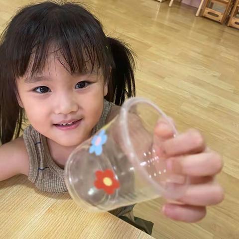 丫丫C美好的一天