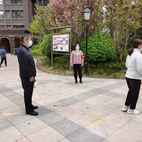 在职党员回归社区  筑牢疫情防控“第一道墙”