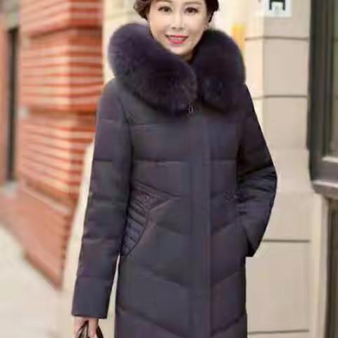 感恩有你！东光信誉楼四楼女装二部为您准备好了表达爱的礼物🎁