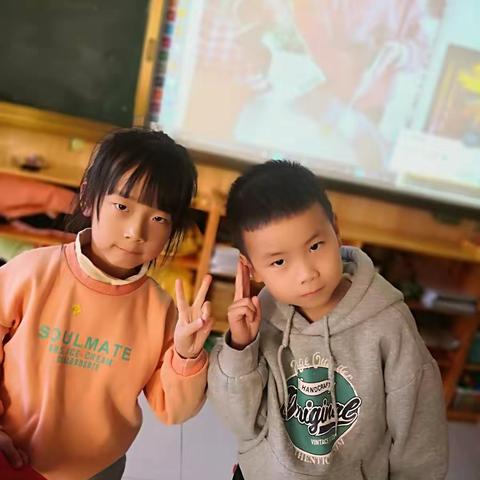 欢送段乐萱小朋友回迁容东幼儿园