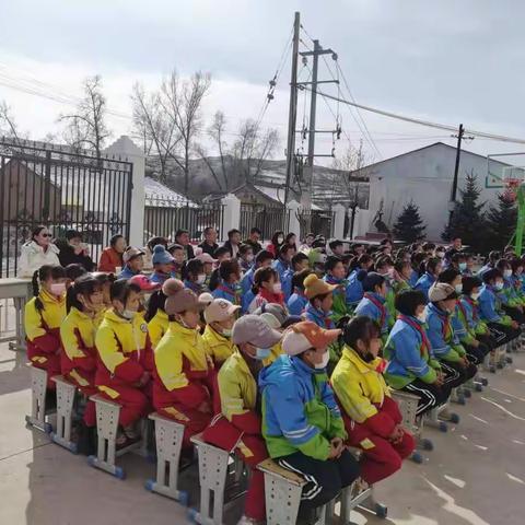 “我读书，我快乐”———蒲麻学区包家沟片区中高年级学生读书汇报会