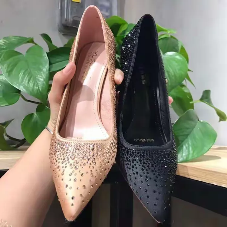 《悦丽鸟真皮女鞋》小香风跟鞋系列!后期会继续不断更新!