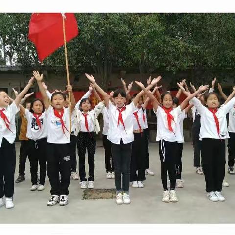 祖国在我心中！银李小学“迎双节，献礼祖国”合唱比赛，四年级缩影