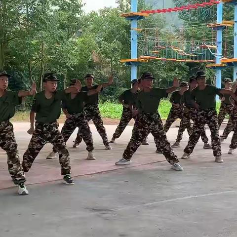领航军事夏令营 开营第十天！！