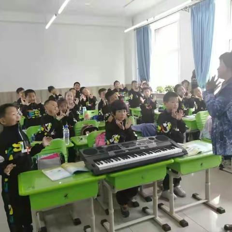 “音”为有你 “乐”满春光——绿园区春光小学音乐组