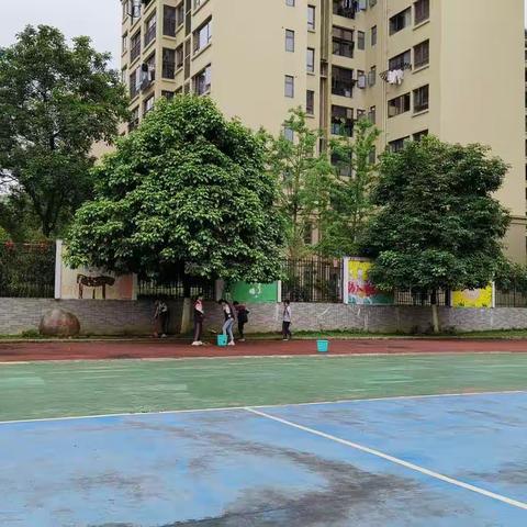 【崇善龙光·劳动周】     劳动促成长，乐享生活趣——桂林市崇善龙光小学2019级3班劳动周实践活动