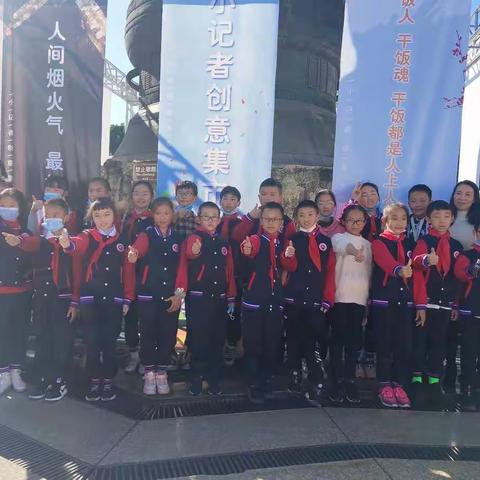 玉溪三小学生“摆摊”文博会