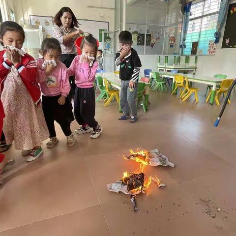 电白区沙院镇五和小学附属幼儿园消防应急安全教育演练