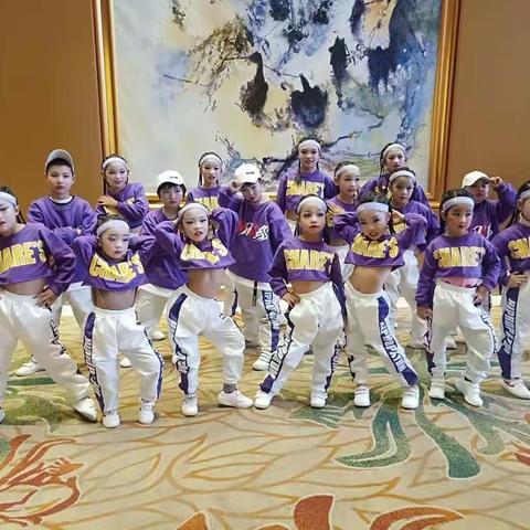 卡乐街舞新年献词|给冬日的你带来一丝温暖