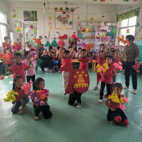 我爱你中国，祝福你生日快乐！遂城小学幼儿园举行庆祝建国70周年活动.