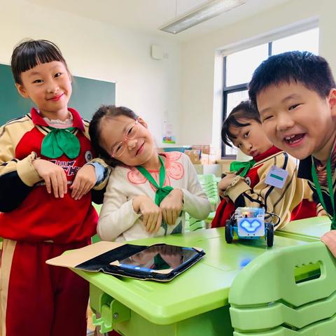 二年级：(10）红色警戒