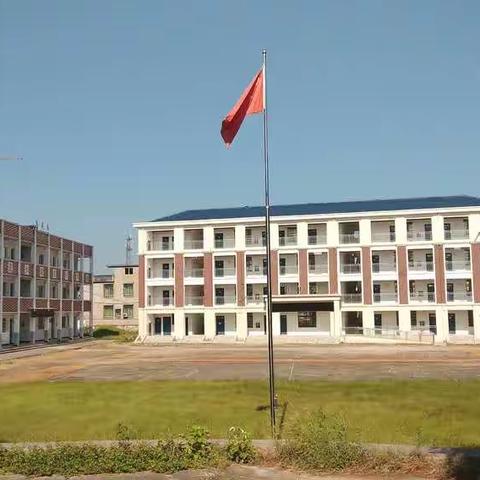 流泗中学开展“童心向党——厚植爱国情怀”主题思政教育活动