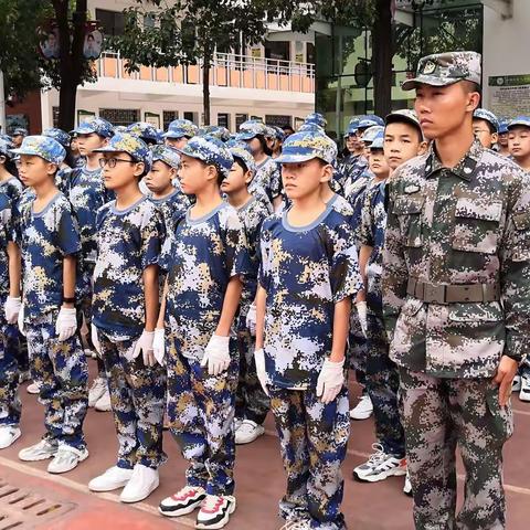 迷彩青春——少年之蜕变