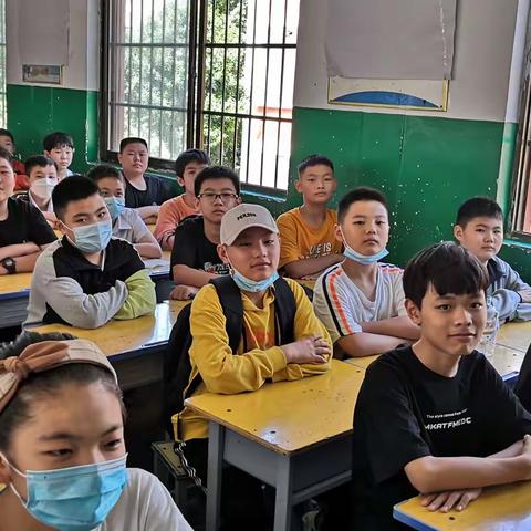 小萌新们——九中欢迎你